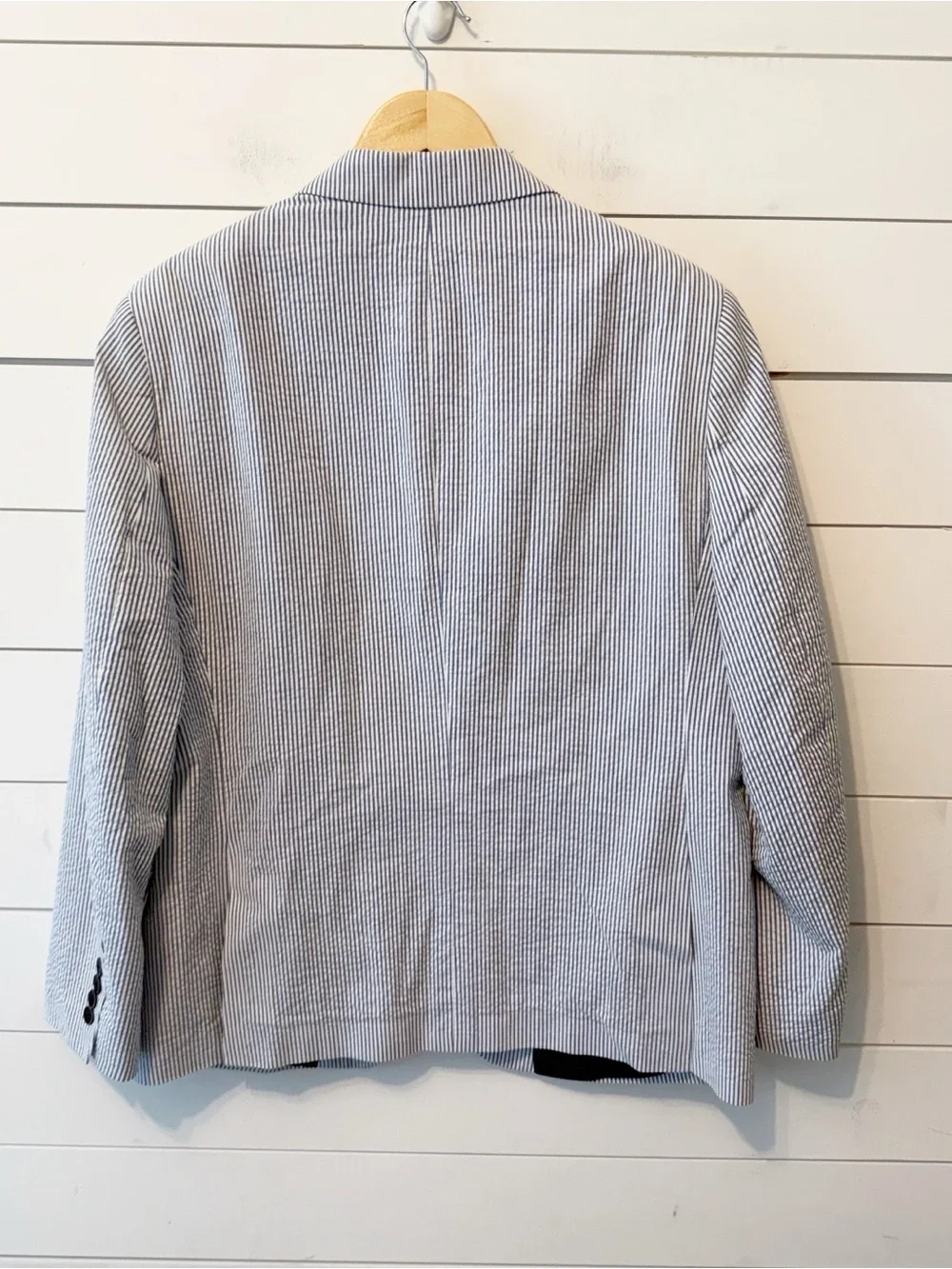 Nautica | Men’s blue/white striped  seersucker partially lined blazer Size S42